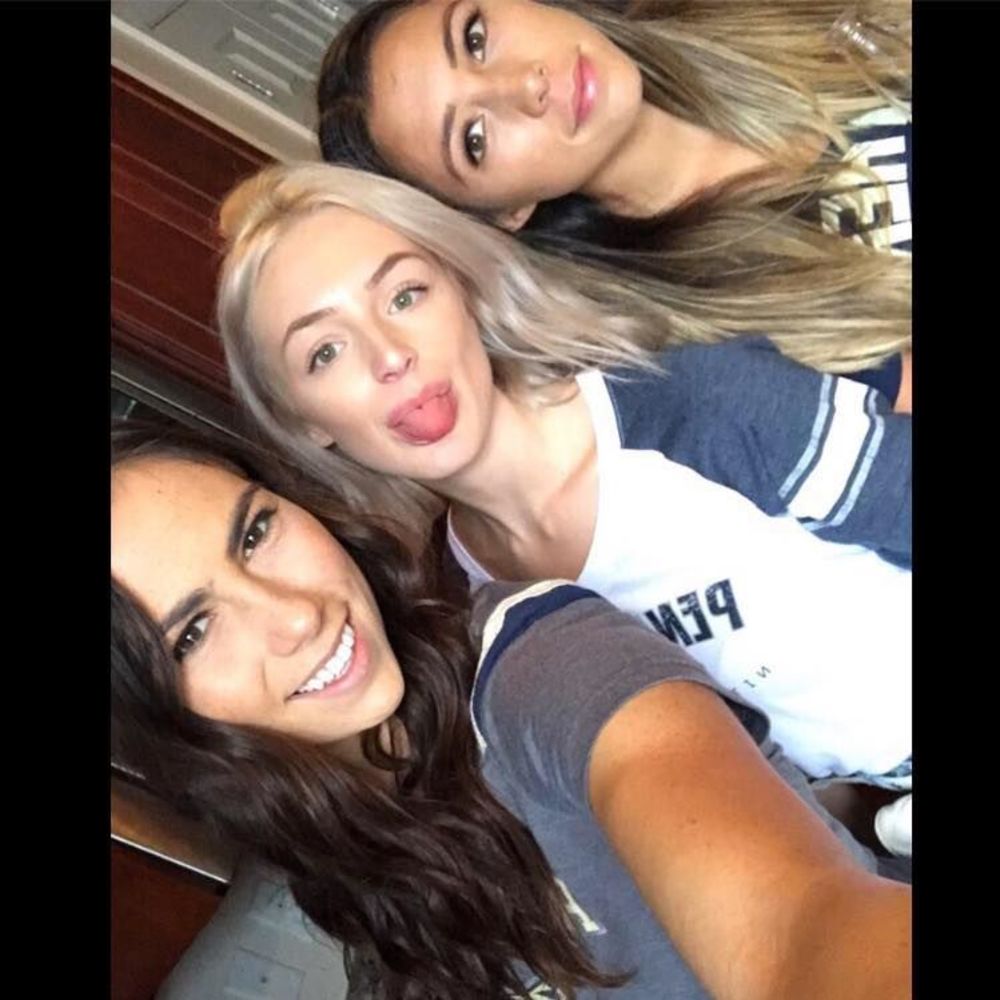 Meet your Posher, Carly